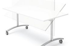 Flip ’n’ Store table from Häfele
