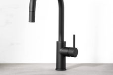 Pegasi pull-out mixer by Faucet Strommen