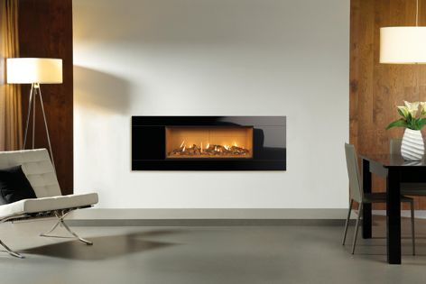 Studio 2 is an efficient, glass-fronted balanced flu gas fireplace that offers a number of installation options.