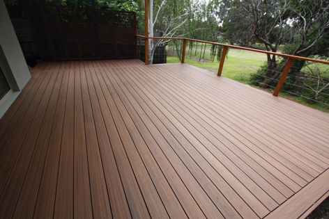 The hard outer shell of CleverDeck Xtreme offers improved scratch and wear resistance when compared to traditional composite timber.